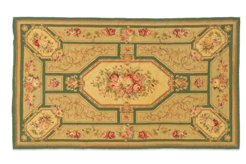  Alfombra en petit-point con medallón floral octogonal rode
