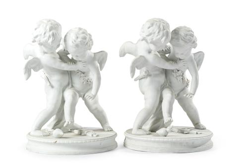 Escuela Europea. Siglo XX., Lote de dos parejas de angelote