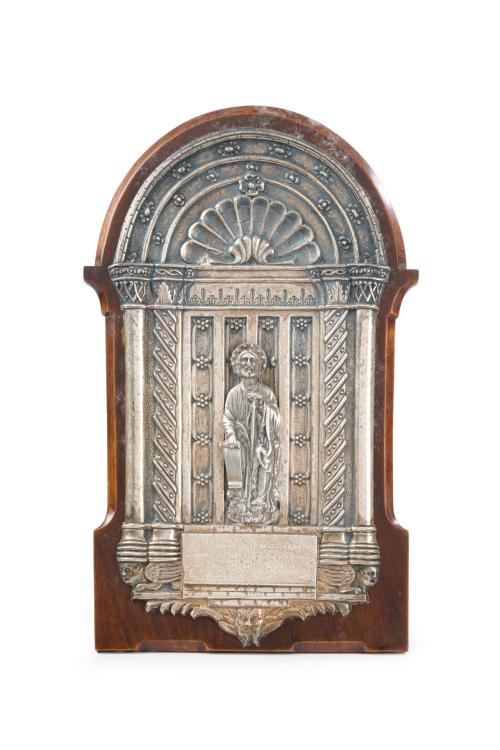 Placa conmemorativa de Santiago Apóstol dedicada a S.E Fran