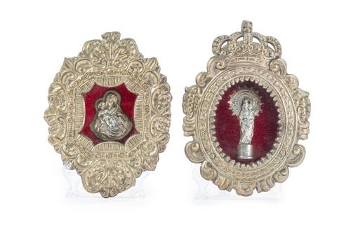 Lote de dos placas devocionales con marcos en plata repujad