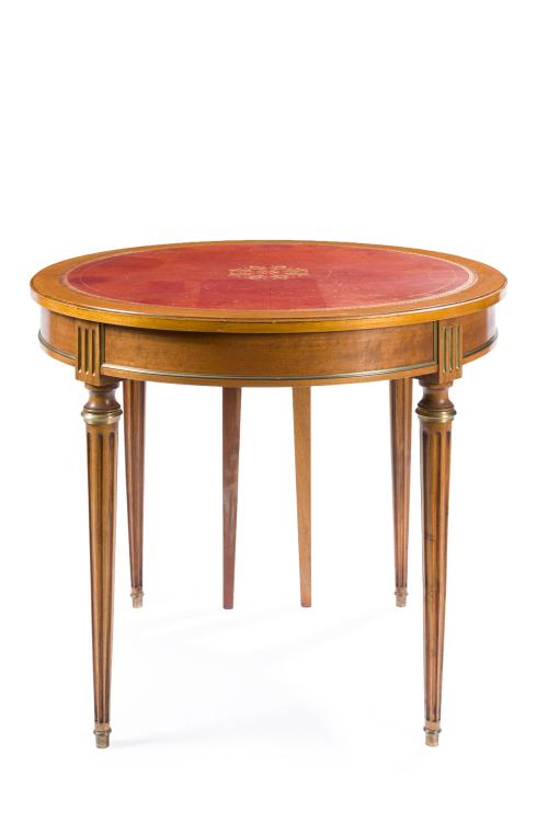 Mesa de juego de estilo Luis XVI en madera de roble con apl