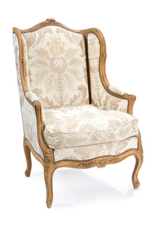 "Bergère" estilo Luis XVI, siglo XIX.En madera tallada na